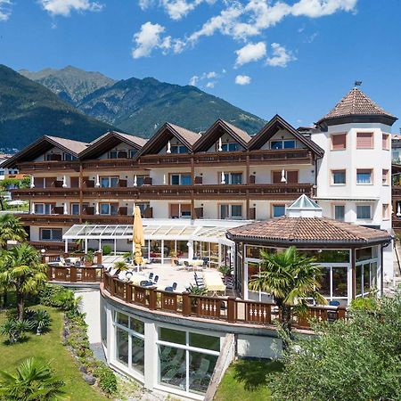 Fruehstuecks-Hotel Olympia Тироло Екстериор снимка