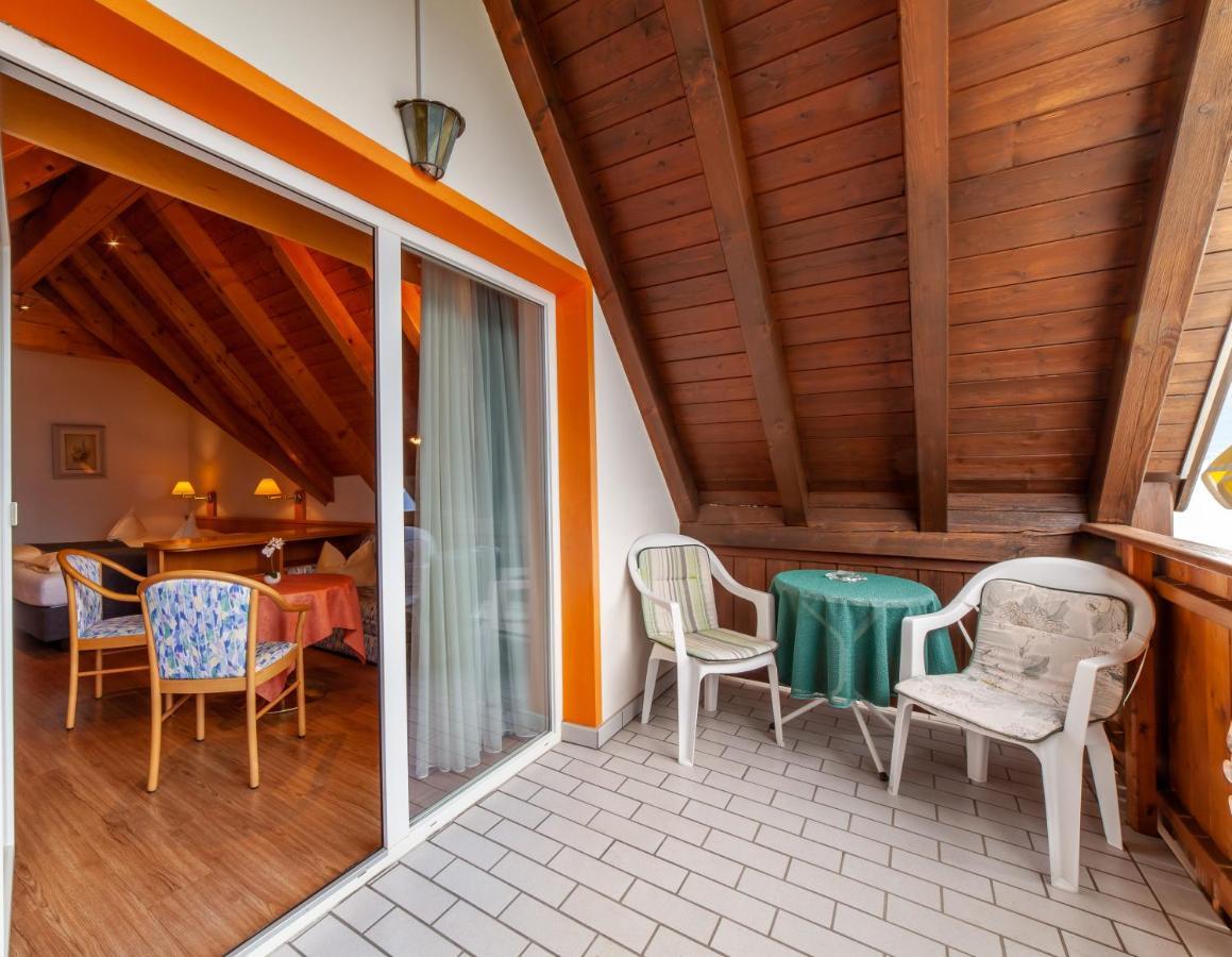 Fruehstuecks-Hotel Olympia Тироло Екстериор снимка