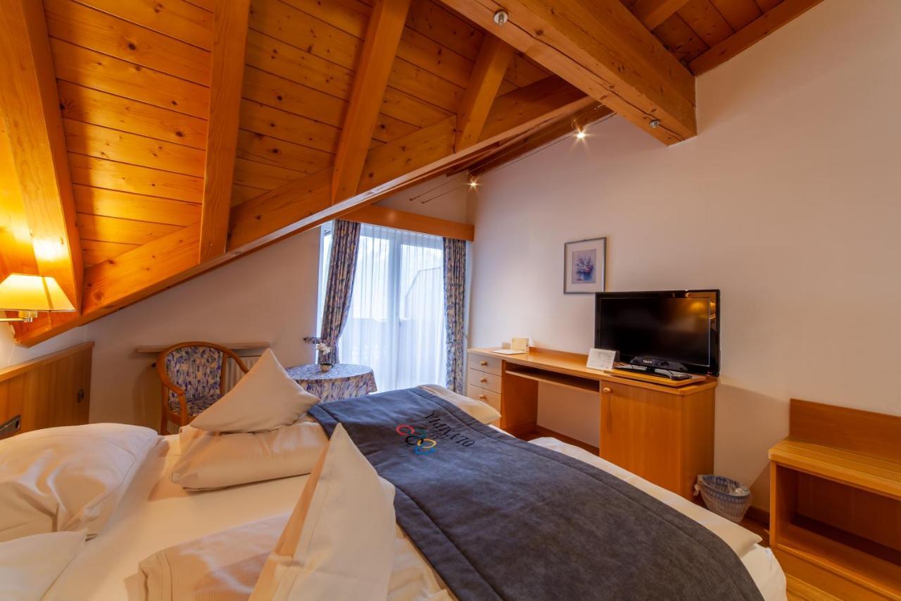 Fruehstuecks-Hotel Olympia Тироло Екстериор снимка