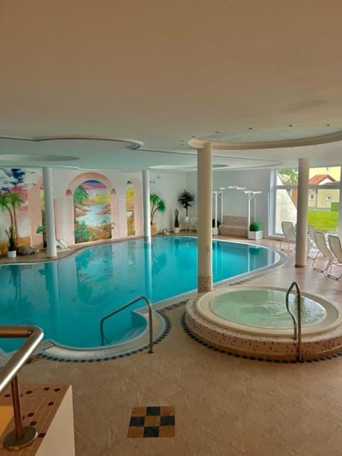 Fruehstuecks-Hotel Olympia Тироло Екстериор снимка